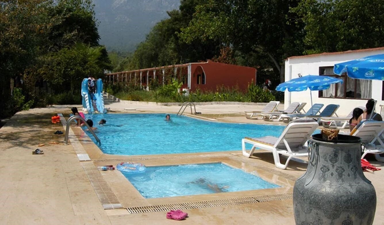 Фотографія Ugur Hotel Beach 3*